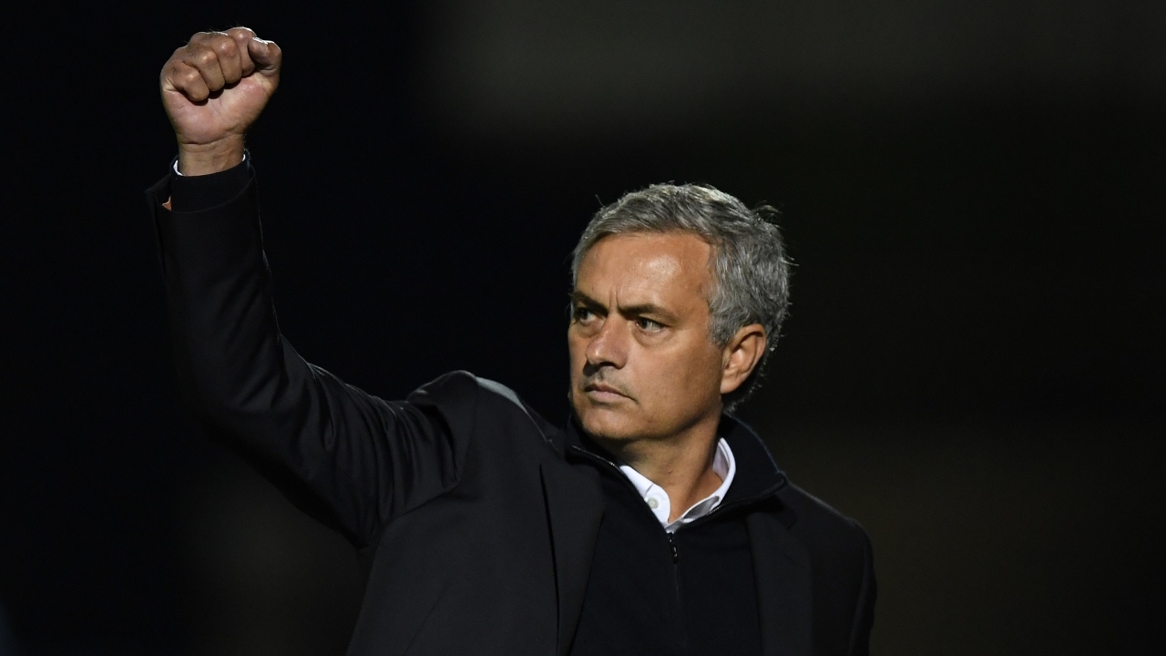 库里至少再缺席3场！科尔表示期待他能在与森林狼的比赛回归（科尔：库里至少还将缺席3场，争取战森林狼时复出）