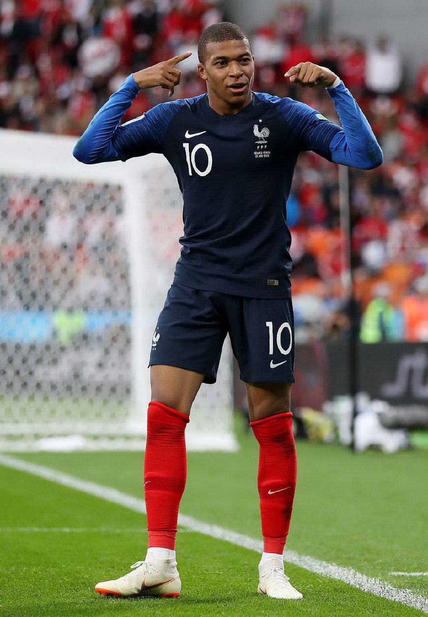 科瓦奇：首粒进球非常关键，随后的点球和红牌也起到了作用（科瓦奇：首球定基调，点球与红牌改变战局）