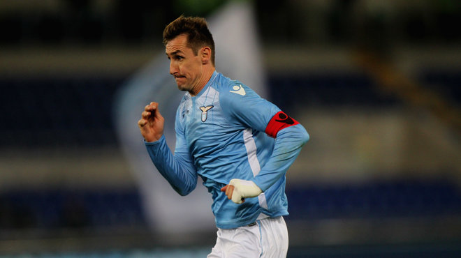 澳超半场：博雷洛远射造险，西悉尼流浪者0-0布里斯班狮吼（澳超半场战报：博雷洛远射制造威胁，西悉尼流浪者暂0-0布里斯班狮吼）