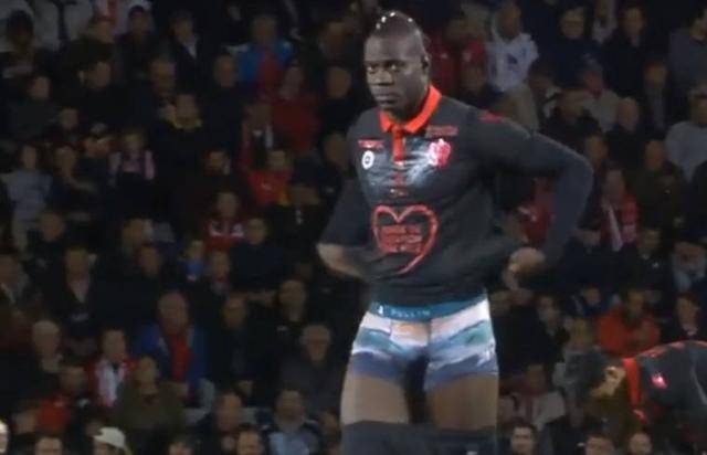 记者：国米考虑把二队18岁左后卫科基提拔至一线队（据记者报道，国米考虑将二队18岁左后卫科基上调一线队）