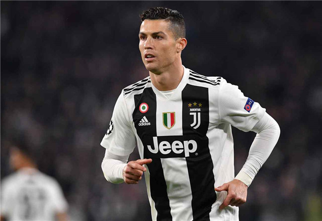 阿森纳1-2遭绝杀+利物浦3-3被绝平，曼城3-0，英超最新积分榜出炉（阿森纳1-2遭补时绝杀、利物浦3-3被读秒扳平；曼城3-0，最新英超积分榜出炉）