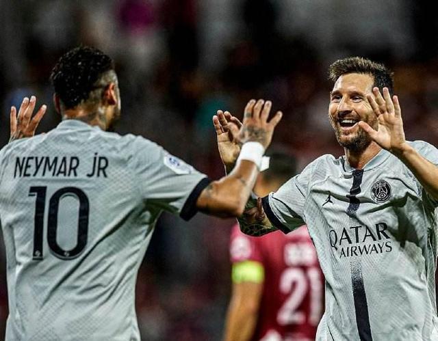 半场战报：多特0-1勒沃库森，马扎破门，格里马尔多助攻（半场：勒沃库森1-0领先多特，格里马尔多助攻马扎建功）