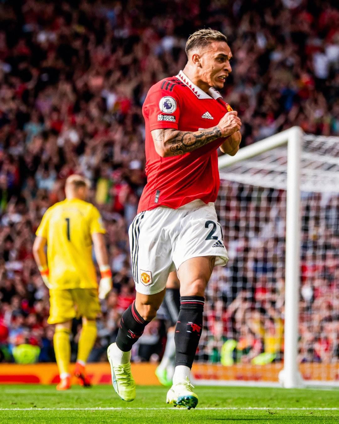 澳超半场：科斯格罗夫失良机，西悉尼流浪者暂0-0奥克兰（澳超上半场：科斯格罗夫错失良机，西悉尼流浪者与奥克兰互交白卷）