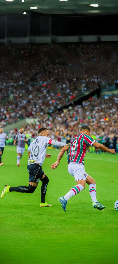 严重失准！CBA选秀状元杨曦皓14投1中贡献2分8个篮板（手感冰冷！CBA状元杨曦皓14投仅中1球，收获2分8篮板）