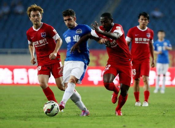 记者：萨拉赫不会随队出征国米，决定由高层和斯洛特共同作出（记者：萨拉赫无缘随队征战国米，决策由高层与斯洛特共同拍板）