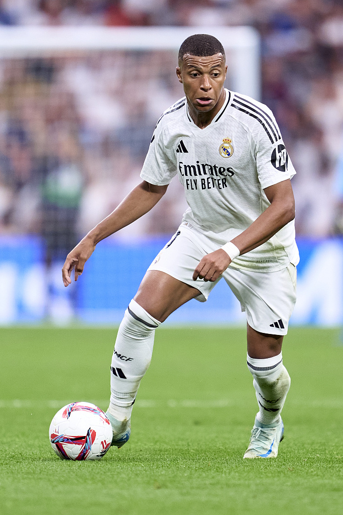 崛起！诺里斯打破了红牛和梅奔自10年起对世界冠军的垄断（诺里斯登顶，终结红牛与梅奔自2010年的冠军垄断）