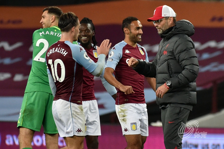 罗体：萨里向洛蒂托要求在一月引进一名高水平中场球员（罗体：萨里要求洛蒂托在冬窗引进一名高水准中场）