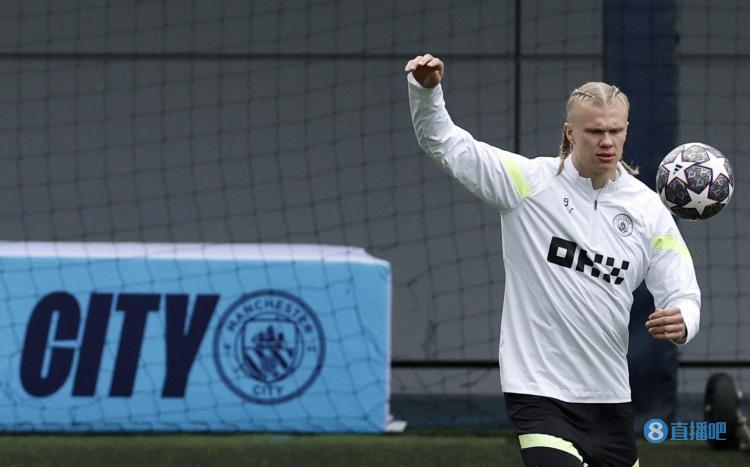 李贤重昨日对阵中国队的9记三分，打破了世预赛单场三分纪录（李贤重昨战中国队轰进9记三分，刷新世预赛单场三分纪录）