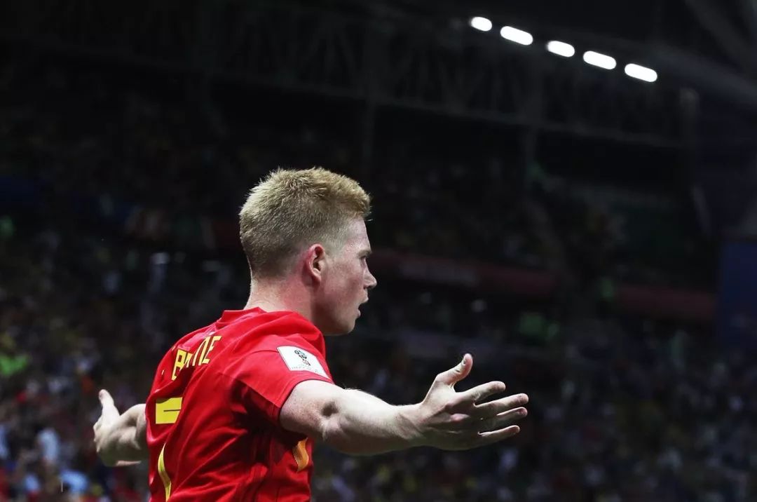 意媒：那不勒斯、米兰、曼城、巴萨关注乌迪内斯中场阿蒂尔（意媒：巴萨、曼城、米兰与那不勒斯有意乌迪内斯中场阿蒂尔）