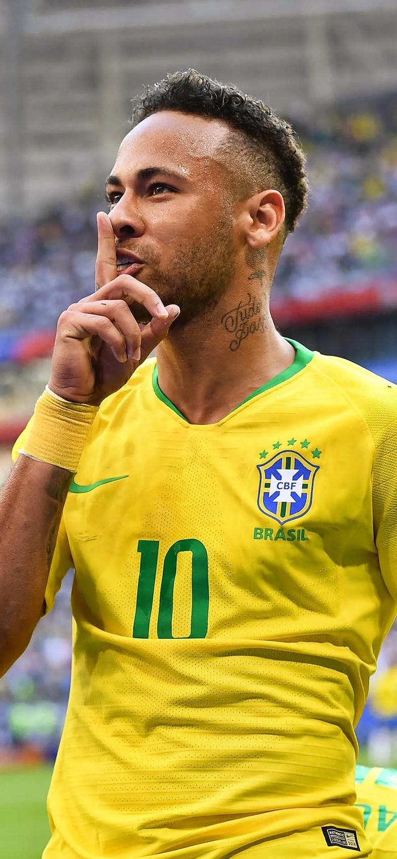 佛罗伦萨主帅：输给洛桑我负全责，周日的联赛是毕生之战（佛罗伦萨主帅：不敌洛桑我承担全部责任，周日联赛是生涯之战）