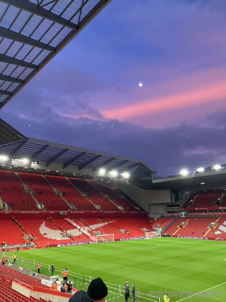 董路：中国人是世界上最不热爱足球的人！球员不爱足球，就是干活挣钱（董路：国人对足球热情全球垫底！球员不爱足球，只当谋生手段）